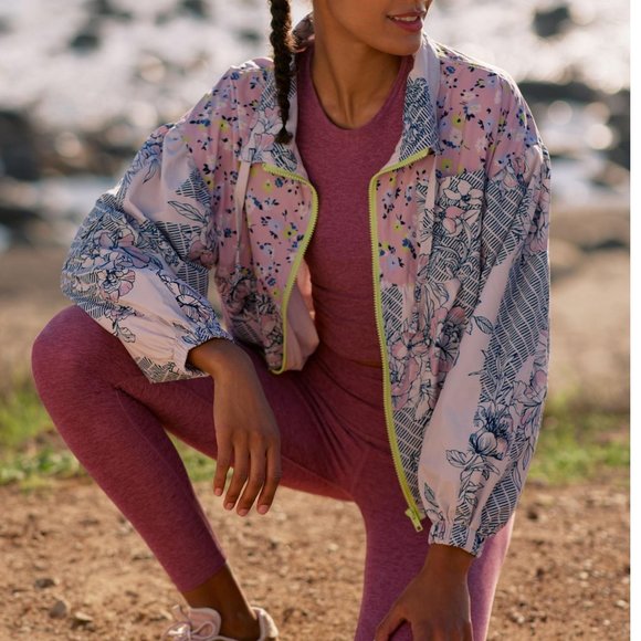 Anthropologie Daily Practice Windbreaker Jacket Pink Floral Print Small - Picture 11 of 11